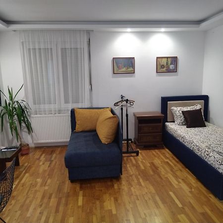 Apartmani Pause Ниш Экстерьер фото