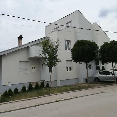 Apartmani Pause Ниш Экстерьер фото