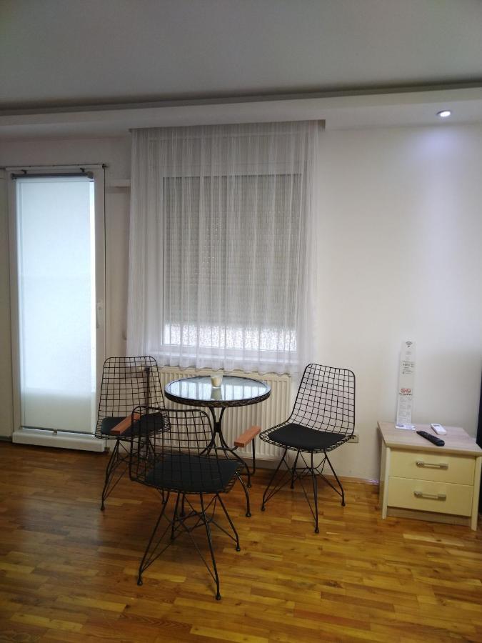 Apartmani Pause Ниш Экстерьер фото