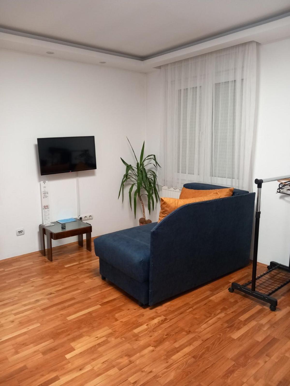 Apartmani Pause Ниш Экстерьер фото