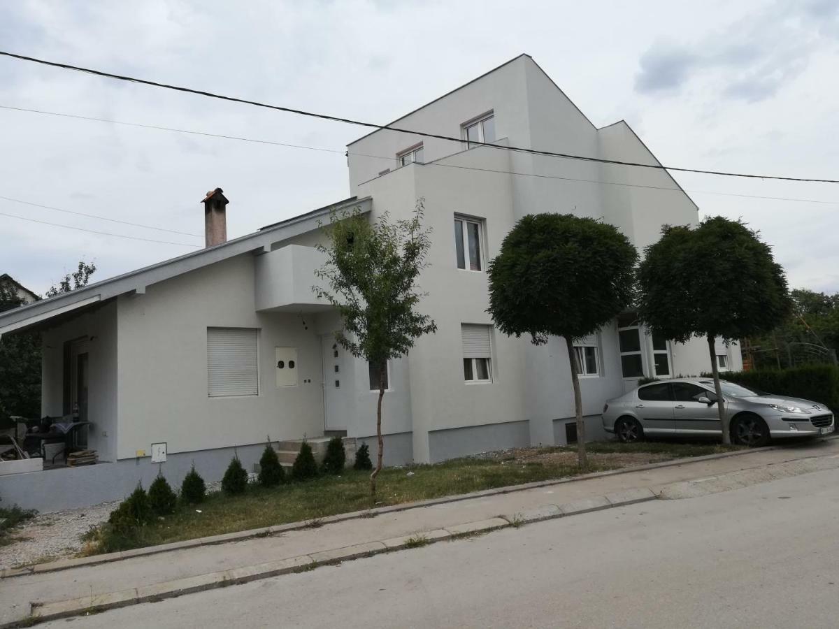 Apartmani Pause Ниш Экстерьер фото